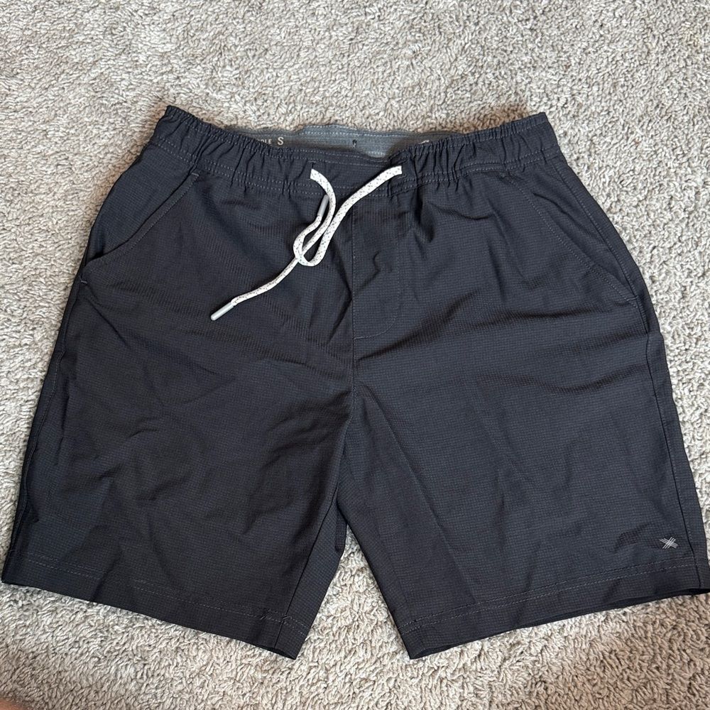 Kenneth Cole Charcoal Men's Athletic Shorts